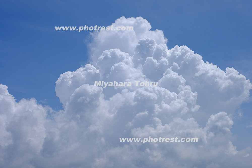 夏の入道雲の写真素材 写真の森 フォレスト