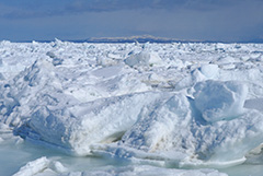 冬の流氷