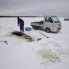 氷下待ち網漁のフォト作品