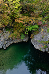 紅葉の片品川