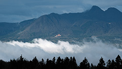 春の榛名山